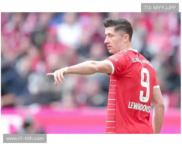 波兰记者新书披露巴萨莱万转会条款细节