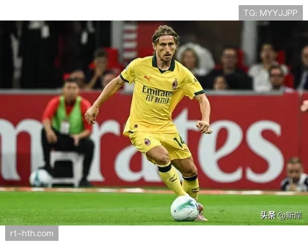 战术观察:乌迪内斯定位球战术针对AC米兰身高短板收效显著